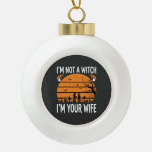 Lustiges Halloween-Hexenfrau-Friedhofs-Design Keramik Kugel-Ornament