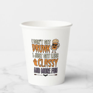 Lustiges Halloween-Trinken Weniger Klasse T-Shirt- Pappbecher