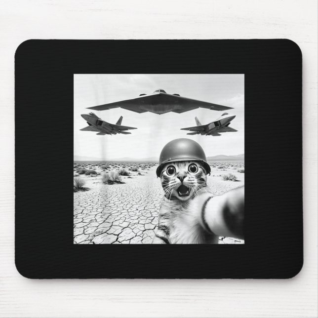 Lustiges Katzen-Selfie mit amerikanischen Kampfjet Mousepad (Vorne)