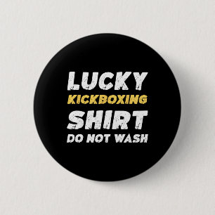 Lustiges Kickboxen Glückliches Kickboxen-Shirt Nic Button