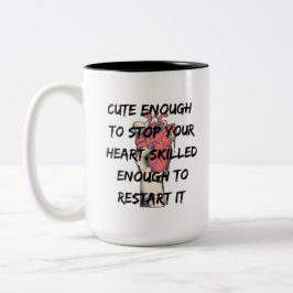 Lustiges Krankenschwester-Zitat-Design Zweifarbige Tasse