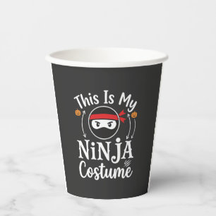 Lustiges Ninja-Kostüm Halloween-Design_1 Pappbecher