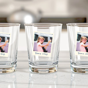 Lustiges Retro individuelles Geburtstagsfoto im Vi Schnapsglas