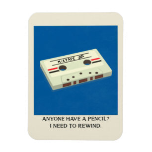Lustiges Retro-Kassettenband mit einem Bleistift z Magnet