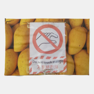 Lustiges Schild 'Mango nicht berühren' Geschirrtuch