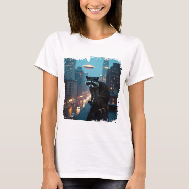 Lustiges Sci-Fi-Waschbär-Design T-Shirt (Vorderseite)