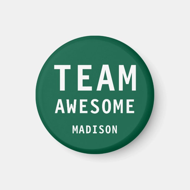 Lustiges Team Awesome Grüne Personalisierte Name Magnet (Vorne)
