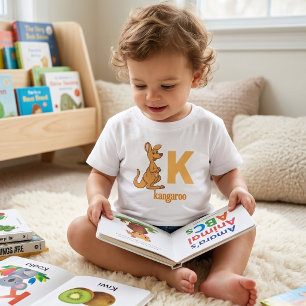Lustiges Tier-ABC-Lernen: Süßes Känguru-Alphabet K Kleinkind T-shirt