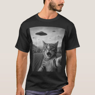 Lustiges überrascht Ed Katze Selfie mit Alien Ufo T-Shirt
