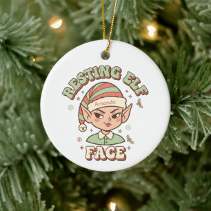 Lustiges Weihnachtsornament mit entspanntem Elfeng