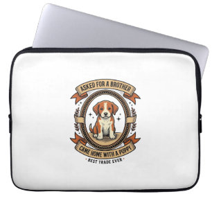 Lustiges Welpen-Shirt bat um Bruder bekam einen We Laptopschutzhülle