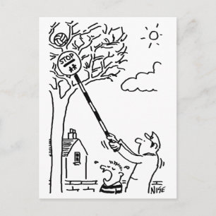 Lutscher-Mann hilft, einen Ball aus einem Baum zu  Postkarte