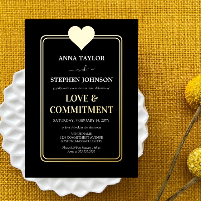 Lux Black Gold Liebe & Commitment Zeremonie Folieneinladung (Luxurious gold foil on black commitment ceremony invitation.)