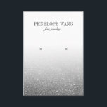 Luxe Glitzer Silver Ombre Jewelry Earring Display Visitenkarte<br><div class="desc">Mit dieser eleganten und beeindruckenden Ohrring-Display-Karte mit einem glänzenden Silver Glitzer Ober-Hintergrund mit Ihrem Firmennamen und Slogline in passender Farbe und mit zwei bedruckten "Markern" für Loch fügen Sie Ihrem Schmuck die Touch zu.
Eine perfekte Art,  sich zu erheben und einen unvergesslichen Eindruck für jeden Schmuckberuf zu machen</div>