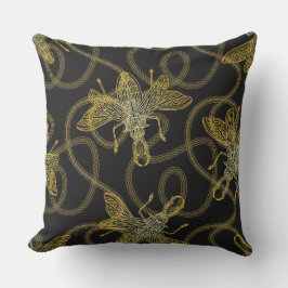 Luxe Golden Royal Beetles Throw Kissen