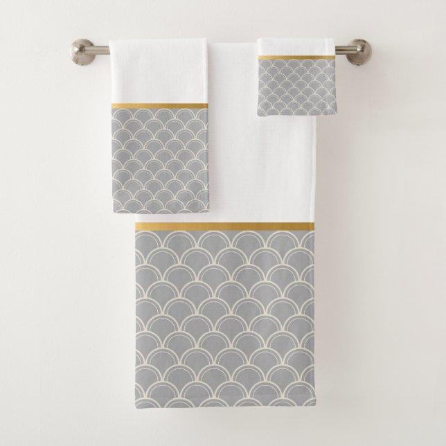 LUXE GRAY MERMAID SCALE BADEZIMMER TOWEL SET (Insitu)