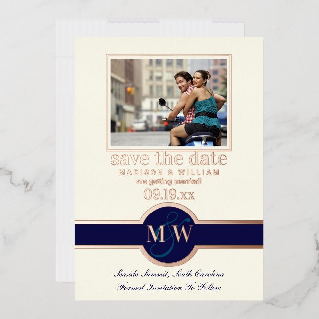 Luxe Monogram Foto Save the Date Navy Rose Gold Folieneinladung (Briefumschlag)