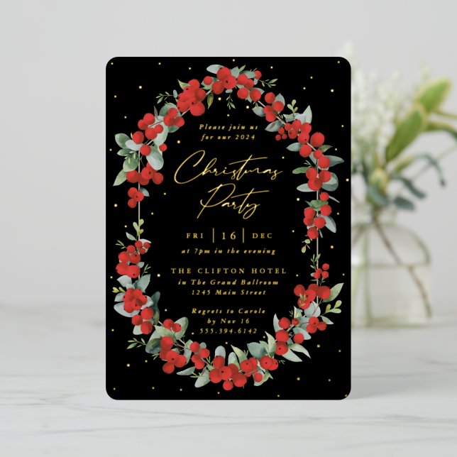 Luxe Red Berry + Eukalyptus Christmas Party Folieneinladung (Stehend vorne)