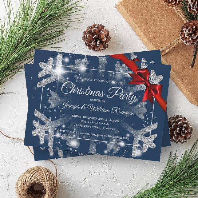 Luxe Silver Glitzer Xmas Holiday Red Ribbon Navy Einladung (Luxe Silver Glitter Xmas Holiday Red Ribbon Navy Invitation)