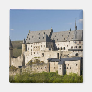 Luxemburg, Vianden. Vianden Chateau (b. 15. Magnet