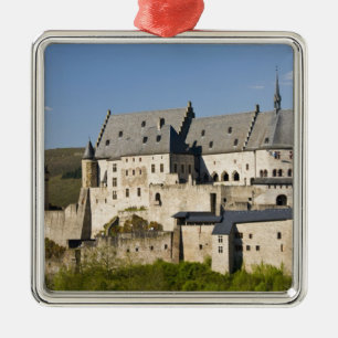 Luxemburg, Vianden. Vianden Schloss (b. 15. Silbernes Ornament