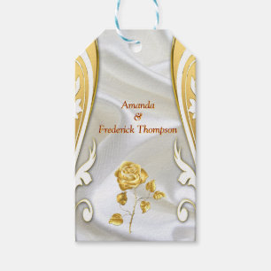 Luxuriös, weiß, fließende Seide und weiße Rosen. Geschenkanhänger
