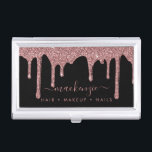 Luxuriöse Black and Rose Gold Sparkle Glitzer Trop Visitenkarten Dose<br><div class="desc">Rose Gold Sparkle Glitzer Tropfen Luxury Business Card Case mit Imitats Glitzer Tropfen in Rosa, Rose Gold Luxus auf einem klassischen schwarzen Hintergrund. Sie tauchen in Luxus ein, also sollten Ihre Visitenkarten auch sein! Einfach zu anpassen! Kontaktieren Sie uns unter cedarandstring@gmail.com , wenn Sie Hilfe beim Design oder den passenden...</div>