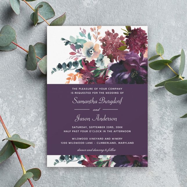 Luxuriöse Eggplant Lila Floral Wedding Einladung (Available in both printed and instant download digital formats.)