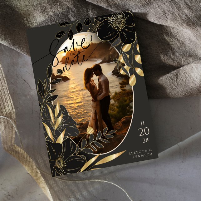 Luxuriöse Gold Floral Chic Zwei Fotos Save the Dat Einladung (Von Creator hochgeladen)