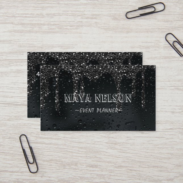 Luxuriöses Cooles Rainy Black Background Visitenkarte (Vorderseite/Rückseite Beispiel)