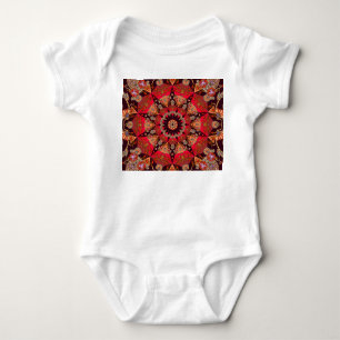 Luxuriöses Mandala nahtlos, sternförmig floral. Baby Strampler