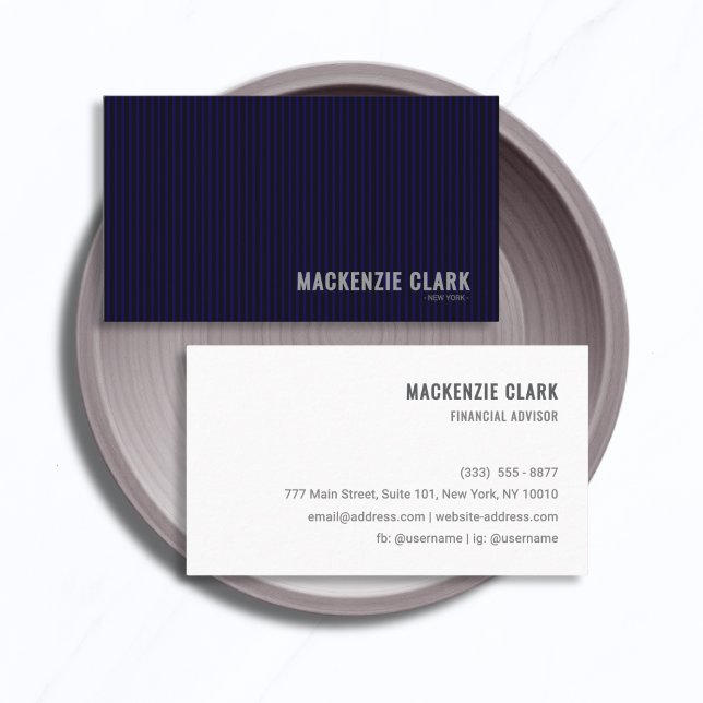 Luxurious Pinstripe Navy & White Business Card Visitenkarte (Von Creator hochgeladen)