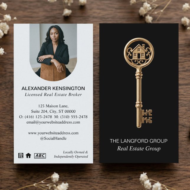 Luxury Black Gold Home Key Real Estate Agent Photo Visitenkarte (Luxury Black Gold Home Key Real Estate Agent Photo Business Card)