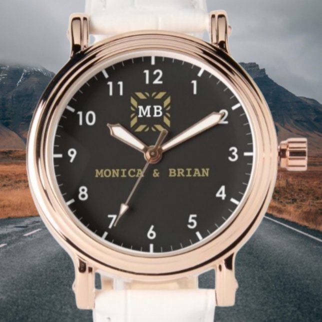 Luxury brow Monogram couple name Armbanduhr (Von Creator hochgeladen)