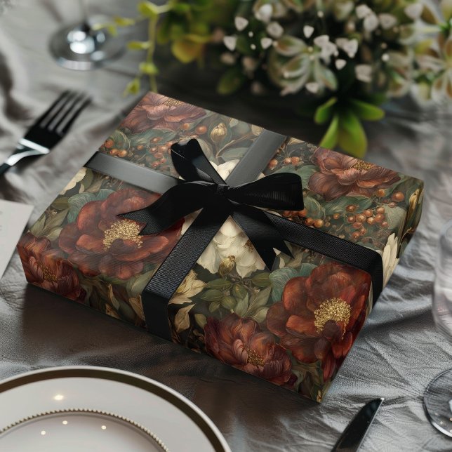 Luxury Christmas Red and Winter White Floral Geschenkpapier Set (Von Creator hochgeladen)