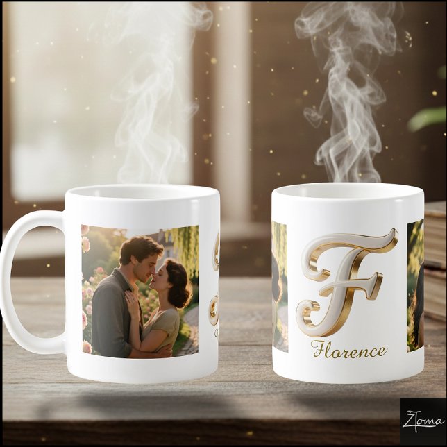 Luxury Cursive Gold White Initial  F + 2 PHOTO Kaffeetasse (Von Creator hochgeladen)