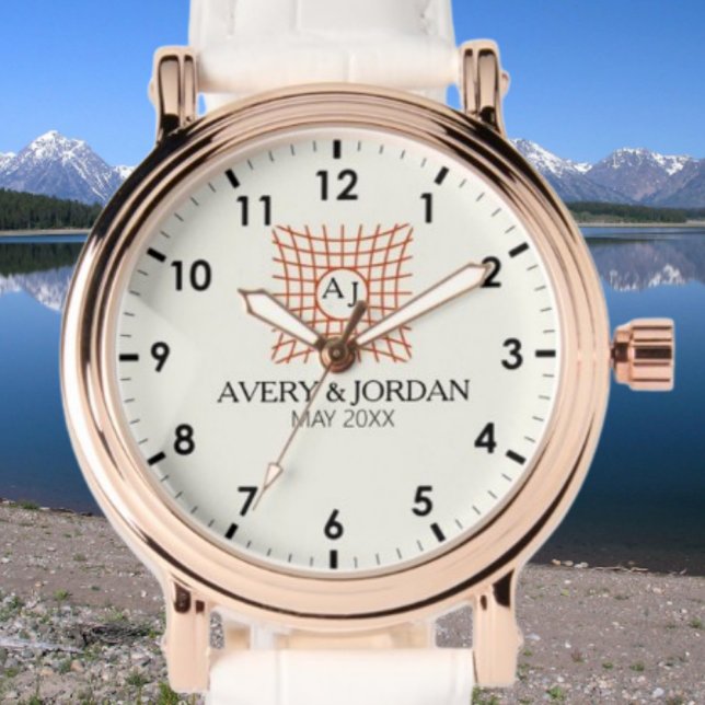 Luxury Elegant Monogram with Initials Armbanduhr (Von Creator hochgeladen)