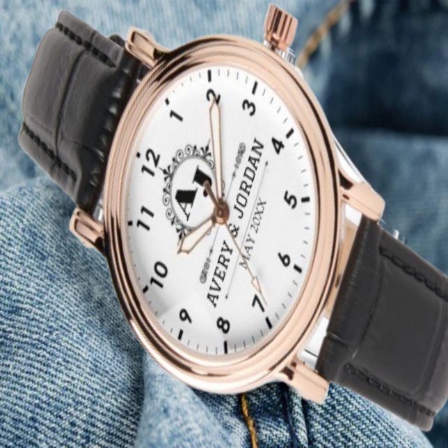 Luxury Elegant Monogram with Initials white Armbanduhr (Von Creator hochgeladen)