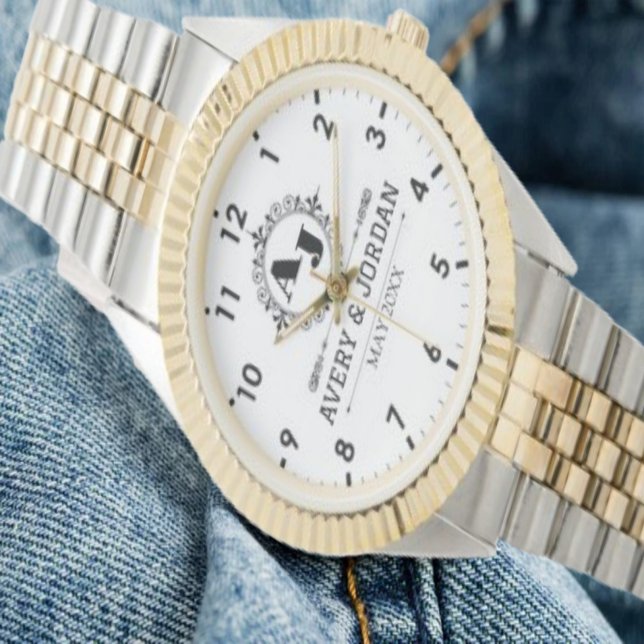 Luxury Monogram Elegant Initials White and black Armbanduhr (Von Creator hochgeladen)