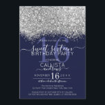 Luxury Silver Navy Glitzer Confetti Sweet 16 Einladung<br><div class="desc">Das elegante, glamouröse und moderne 16 . Geburtstag Geburtstagsfest lädt zum zeitgenössischen und stilvollen Teenager ein. Es verfügt über ein Imitat gedruckt silber funkelnd Glitzer Konfetti gesprenkelt Farbe Block auf einem einfachen marineblau Hintergrund mit einer großen Zahl "16" in einem passenden rosa Goldton. Die Rückseite zeigt den gleichen Glitzer, aber...</div>