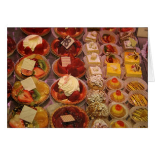 Luxusgebäck in einem französischen Geschäft