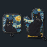 Luxusküche: Black Cat Starry Night Van Gogh Ofenhandschuh & Topflappen-Set<br><div class="desc">Dieser Ofenschmied und das potholder Set bieten eine reizvolle Mischung aus Van Gogh's Starry Night und einer Black Cat in einem zeitgenössischen Luxus-Design mit herzlichem Charme. Mit luxuriösen Akzenten tanzen die opulenten Designs spielerisch und dennoch raffiniert über den Stoff. Erleben Sie lebendige Farben und dynamische Muster, die die Küche mit...</div>