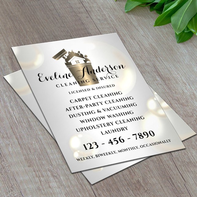 Luxusreinigungslogo und Blasen Flyer (Von Creator hochgeladen)