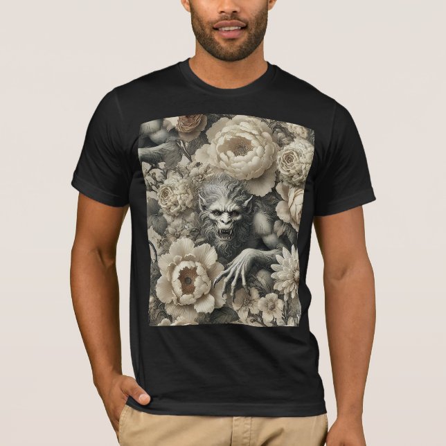 Lycanthropic Splendor – Gothic Wearable Art T-Shirt (Vorderseite)