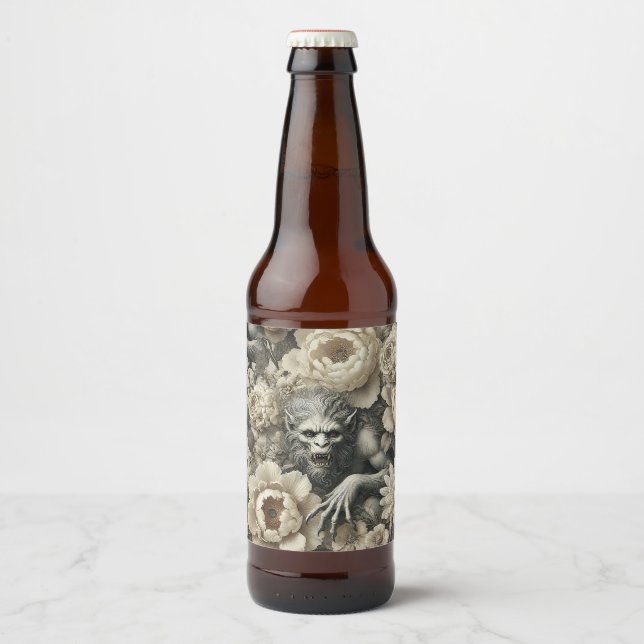 Lycanthropic Splendor - Gothic Werewolf Floral Pil Bierflaschenetikett (Vorderseite)