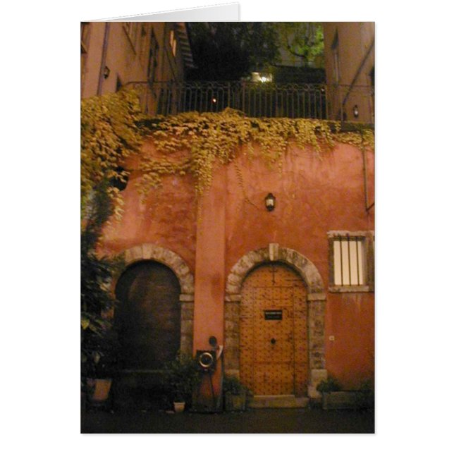 Lyon Courtyard (Vorne)