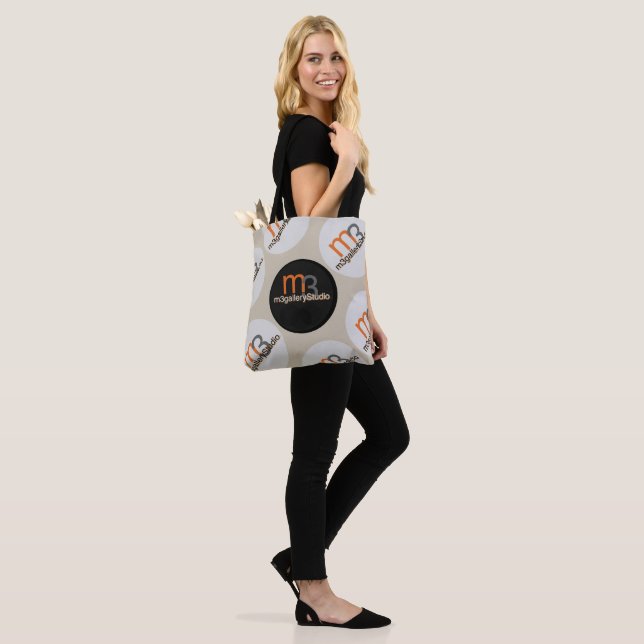 m3galleryStudio Tote-Tasche | m3galleryStudio (Am Model)