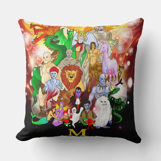 m is for mythic Throw Pillow Kissen (Vorderseite)