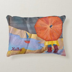 Mabells Tage, spritzend in einer Pfütze Zierkissen