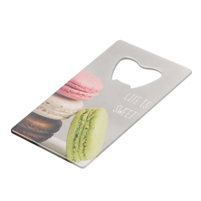 Macaroons in Pastellfarben, Vintag Geldbeutel Flaschenöffner (Vorderseite Schrägansicht)